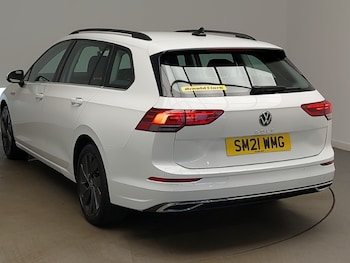 Used Volkswagen Golf 2021 for sale - 79044167: Photo