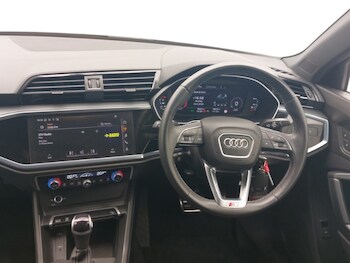 Used Audi Q3 2023 for sale - 78337148: Photo
