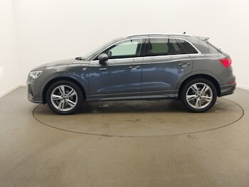 Used Audi Q3 2023 for sale - 78337148: Photo
