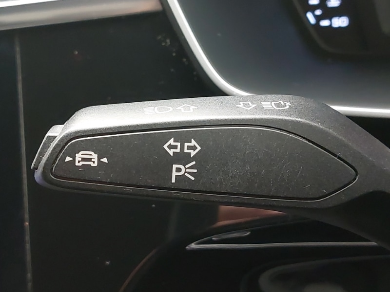 Used Audi Q3 2021 for sale - 76602302: Photo 15