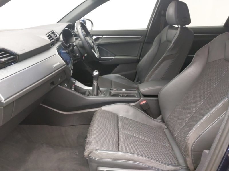 Used Audi Q3 2021 for sale - 76602302: Photo 5