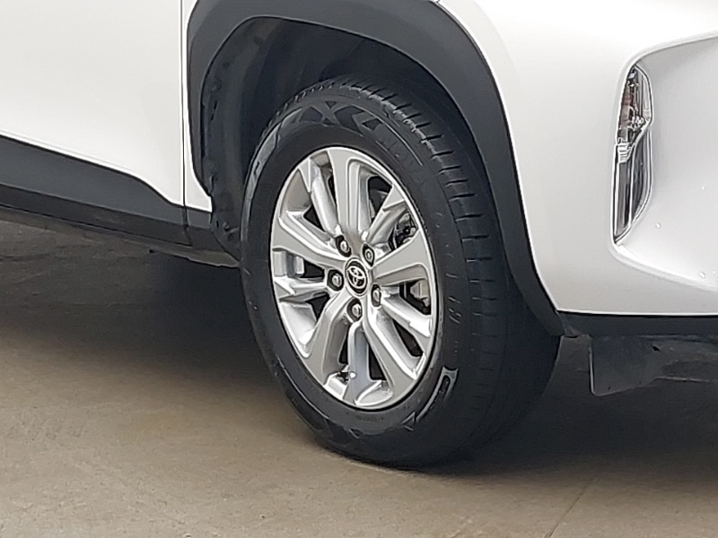 Used Toyota Yaris Cross 2023 for sale - 77039236: Photo 9