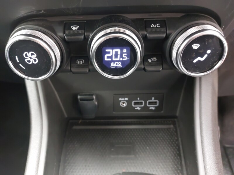 Used Renault Captur 2023 for sale - 78211221: Photo 18