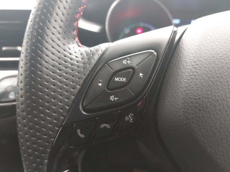 Used Toyota C-HR 2023 for sale - 77183797: Photo 12