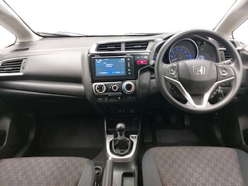 Used Honda Jazz 2017 for sale - 76560404: Photo