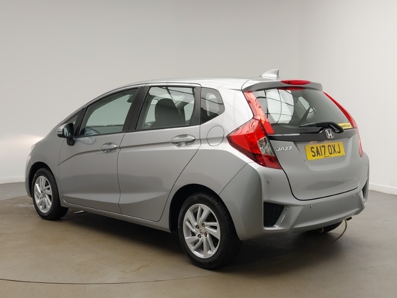 Used Honda Jazz 2017 for sale - 76560404: Photo 3