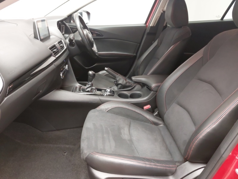 Used Mazda Mazda3 2016 for sale - 76736832: Photo 5