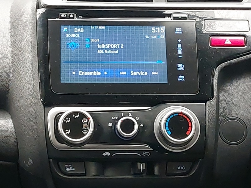 Used Honda Jazz 2017 for sale - 76630576: Photo 10