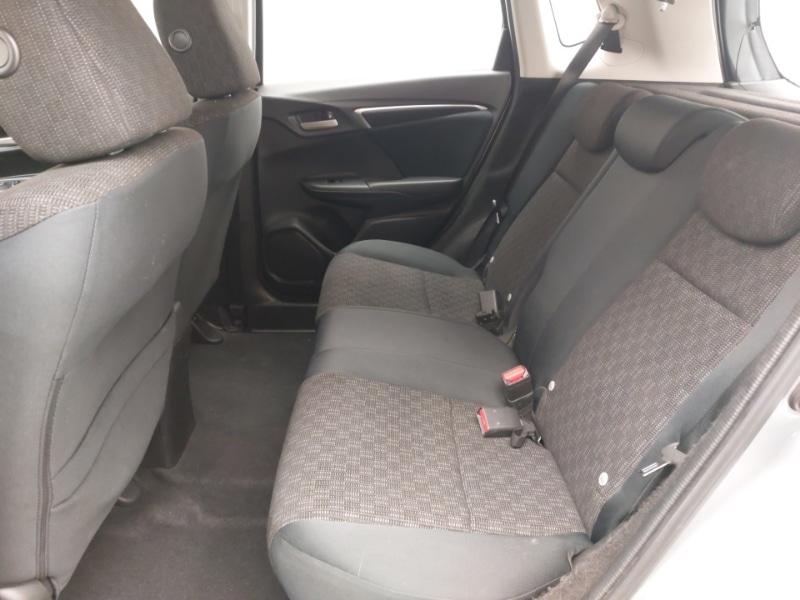 Used Honda Jazz 2017 for sale - 76630576: Photo 6