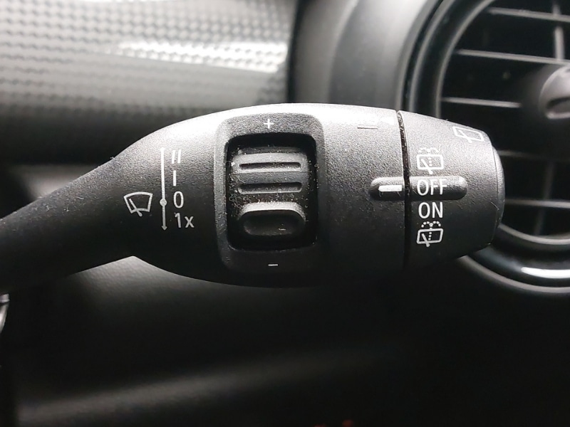 Used MINI Hatch 2019 for sale - 76651556: Photo 15