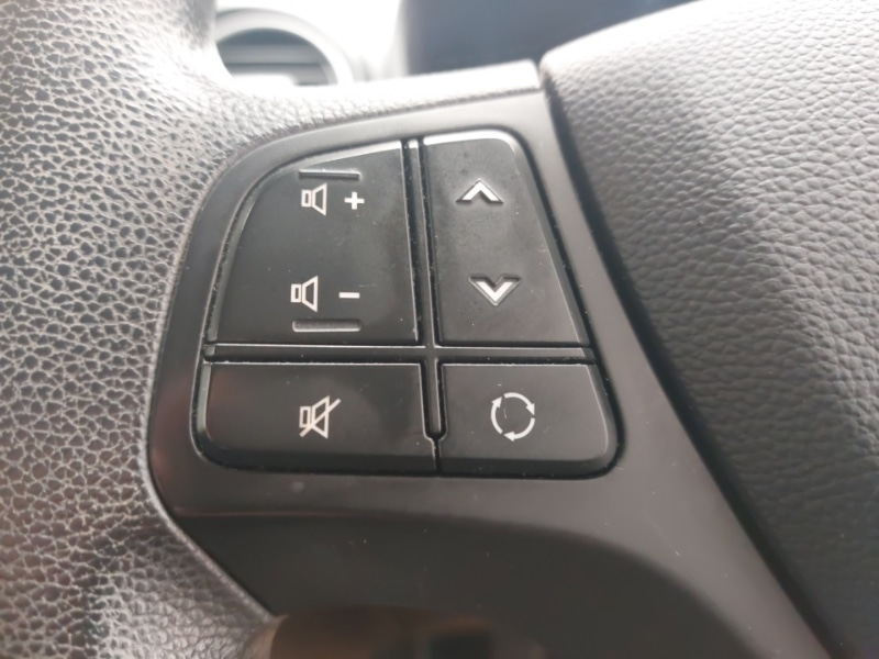 Used Hyundai i10 2015 for sale - 77062670: Photo 13