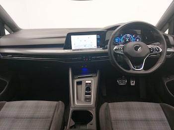 Used Volkswagen Golf 2022 for sale - 76108063: Photo