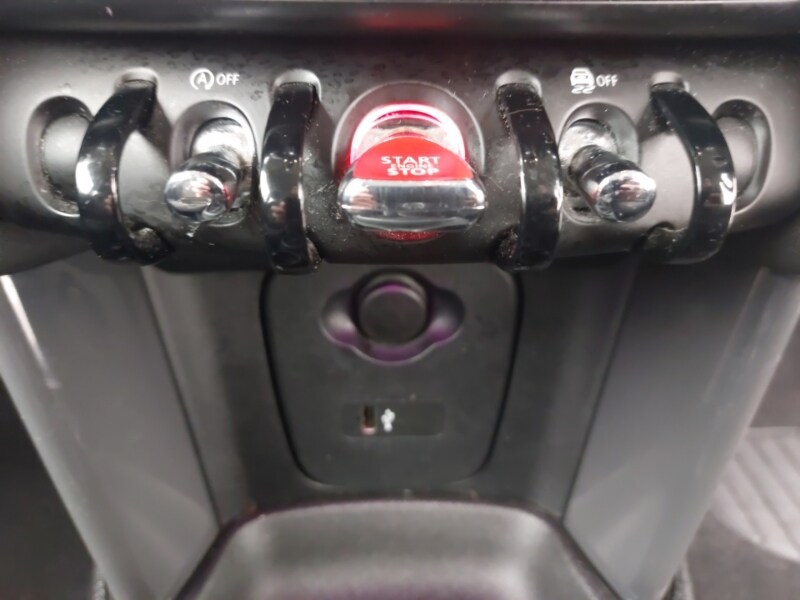 Used MINI Hatch 2019 for sale - 77689818: Photo 19