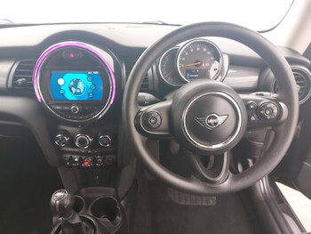 Used MINI Hatch 2019 for sale - 77689818: Photo