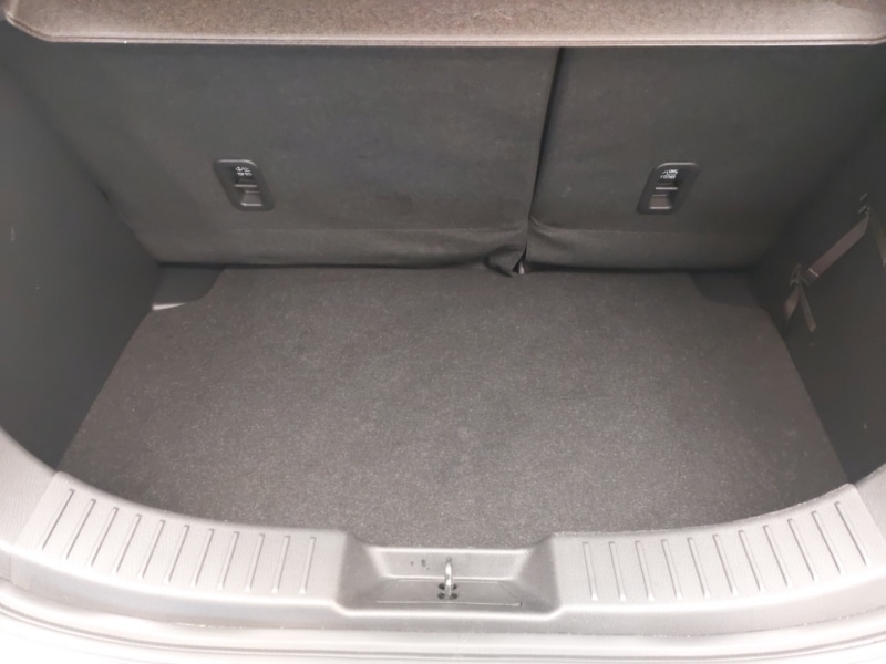 Used Mazda Mazda2 2024 for sale - 76695761: Photo 8