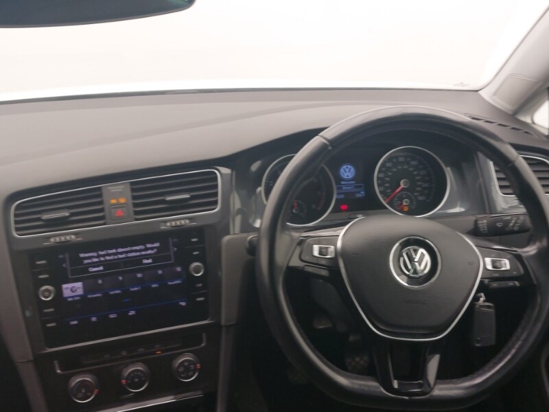 Used Volkswagen Golf 2019 for sale - 77722002: Photo 2