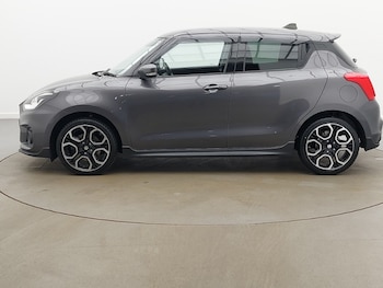 Used Suzuki Swift 2022 for sale - 77329747: Photo