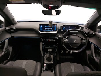 Used Peugeot 2008 2021 for sale - 78455487: Photo