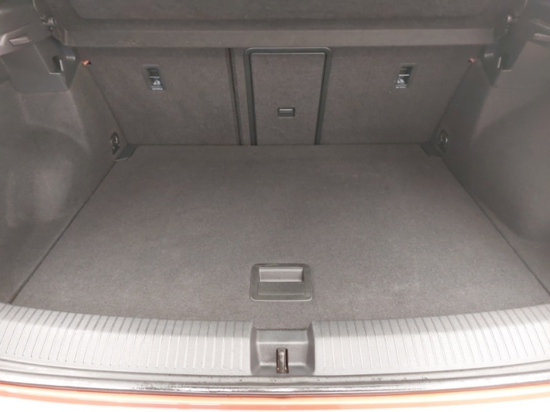 Used Volkswagen T-Roc 2019 for sale - 76418807: Photo 8