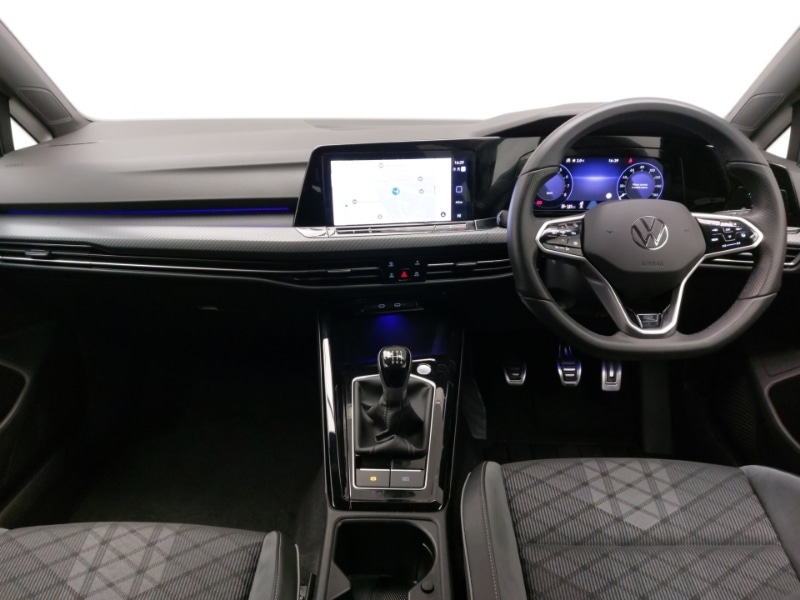 Used Volkswagen Golf 2024 for sale - 77499978: Photo 2