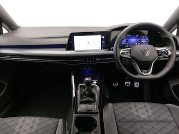 Used Volkswagen Golf 2024 for sale - 77499978: Photo