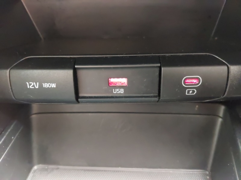 Used Kia XCeed 2023 for sale - 76736840: Photo 17