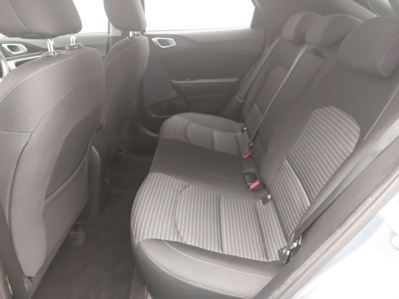 Used Kia XCeed 2023 for sale - 76736840: Photo 6