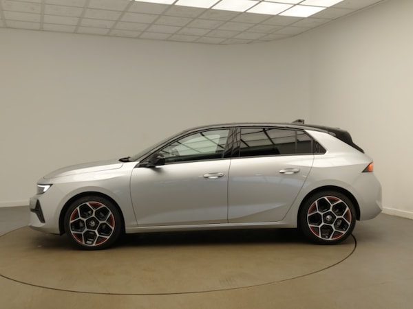 Used Vauxhall Astra 2024 for sale - 76289305: Photo 4