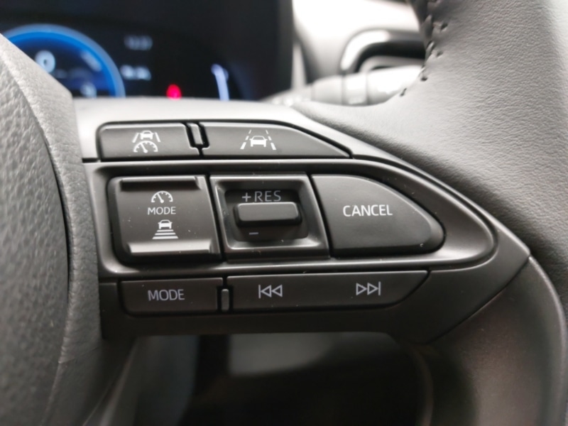 Used Mazda Mazda2 HYBRID 2025 for sale - 76427180: Photo 13