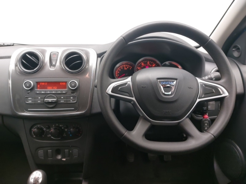 Used Dacia Sandero Stepway 2020 for sale - 76763585: Photo 7