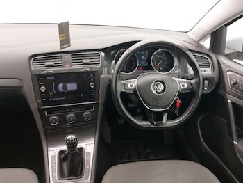 Used Volkswagen Golf 2018 for sale - 77847080: Photo