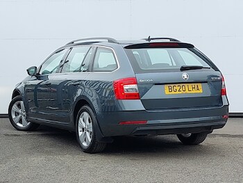 Used Skoda Octavia 2020 for sale - 76098961: Photo 3