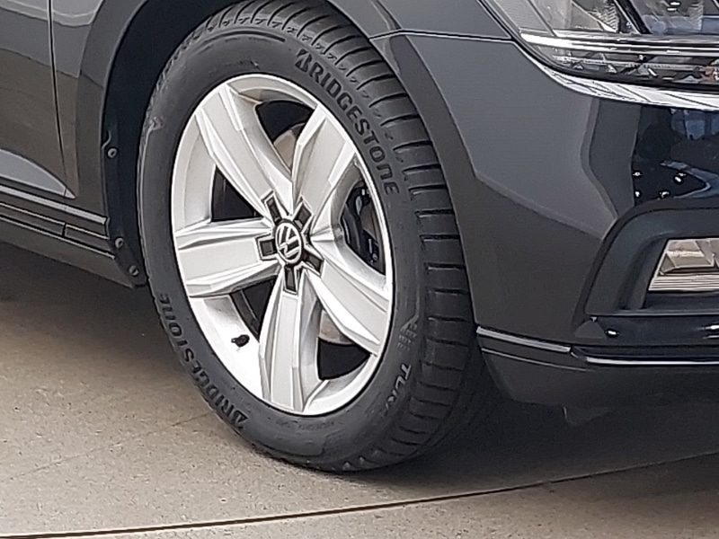 Used Volkswagen Passat 2019 for sale - 77595956: Photo 9