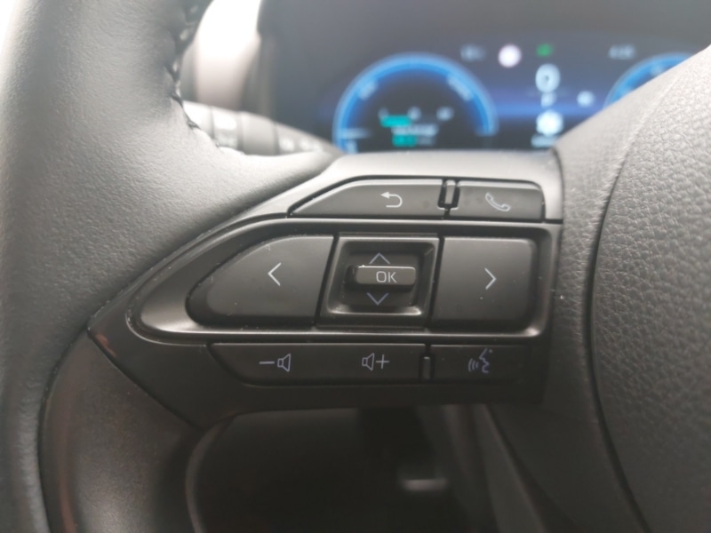 Used Toyota Yaris Cross 2024 for sale - 76974920: Photo 12