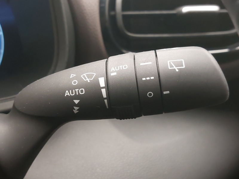 Used Toyota Yaris Cross 2024 for sale - 76974920: Photo 16