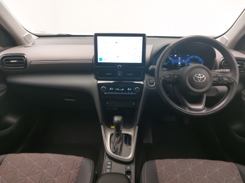 Used Toyota Yaris Cross 2024 for sale - 76974920: Photo 2