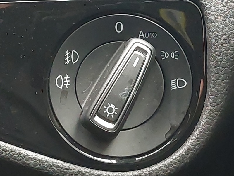 Used Volkswagen Golf 2019 for sale - 77062680: Photo 15