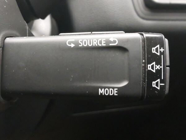 Used Renault Captur 2021 for sale - 75408786: Photo 17