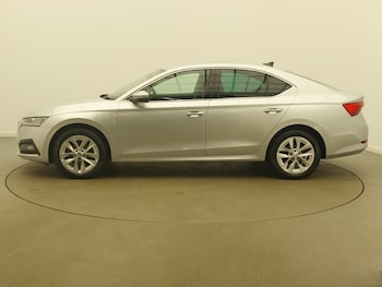 Used Skoda Octavia 2021 for sale - 77329753: Photo