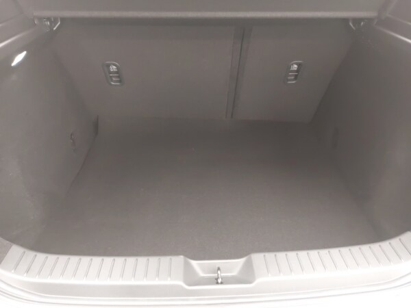 Used Mazda CX-30 2025 for sale - 76208443: Photo 8