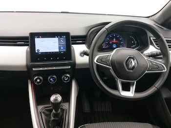 Used Renault Clio 2022 for sale - 77907590: Photo