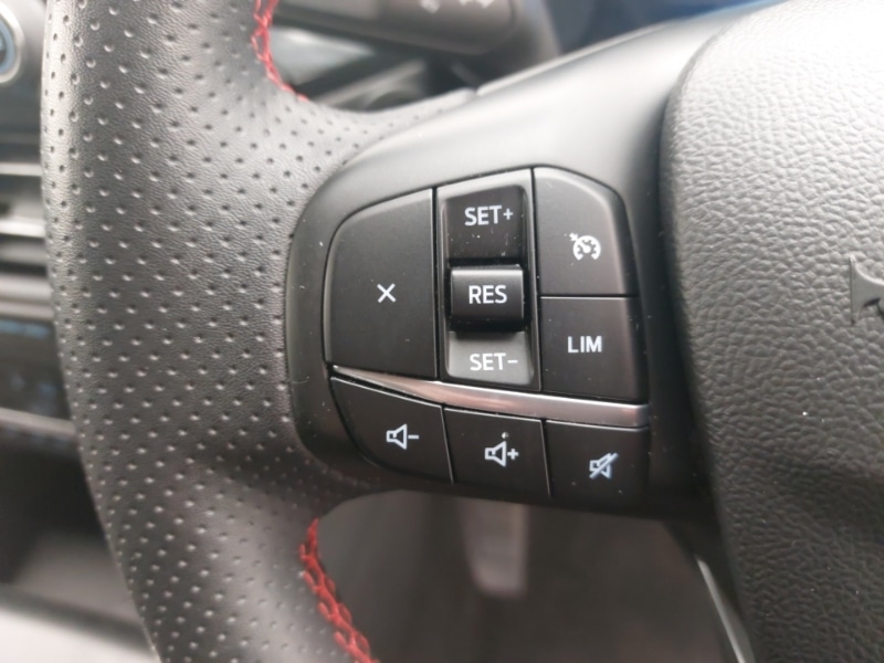 Used Ford Kuga 2022 for sale - 77448319: Photo 15