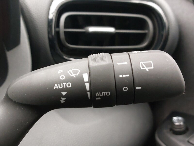 Used Mazda Mazda2 HYBRID 2024 for sale - 78061113: Photo 17