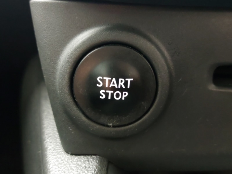 Used Renault Clio 2016 for sale - 76925051: Photo 17