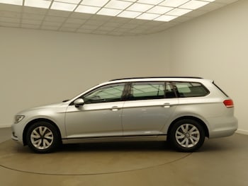 Used Volkswagen Passat 2016 for sale - 76864463: Photo