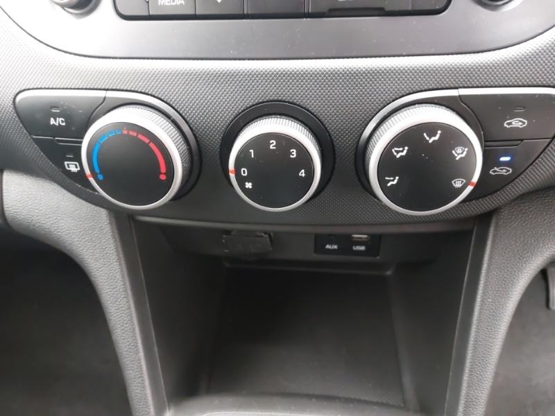 Used Hyundai i10 2019 for sale - 78113451: Photo 18