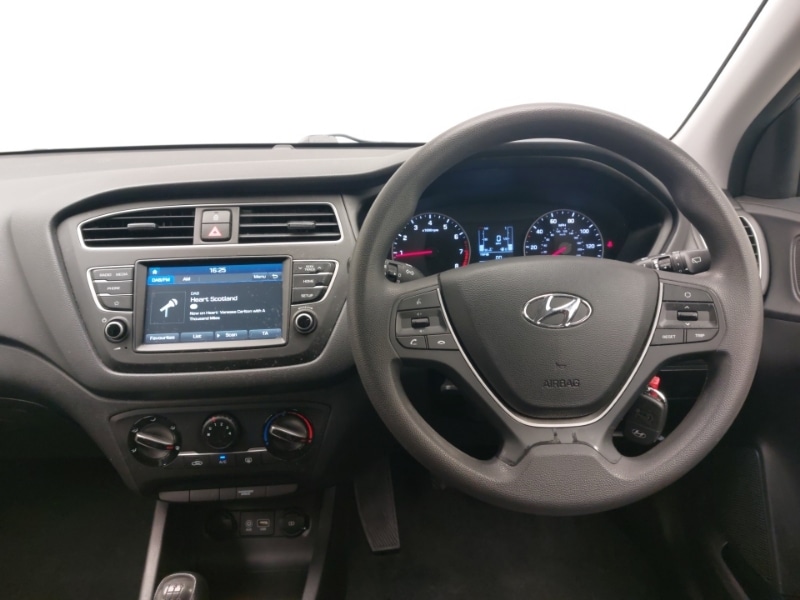 Used Hyundai i20 2019 for sale - 77126143: Photo 7