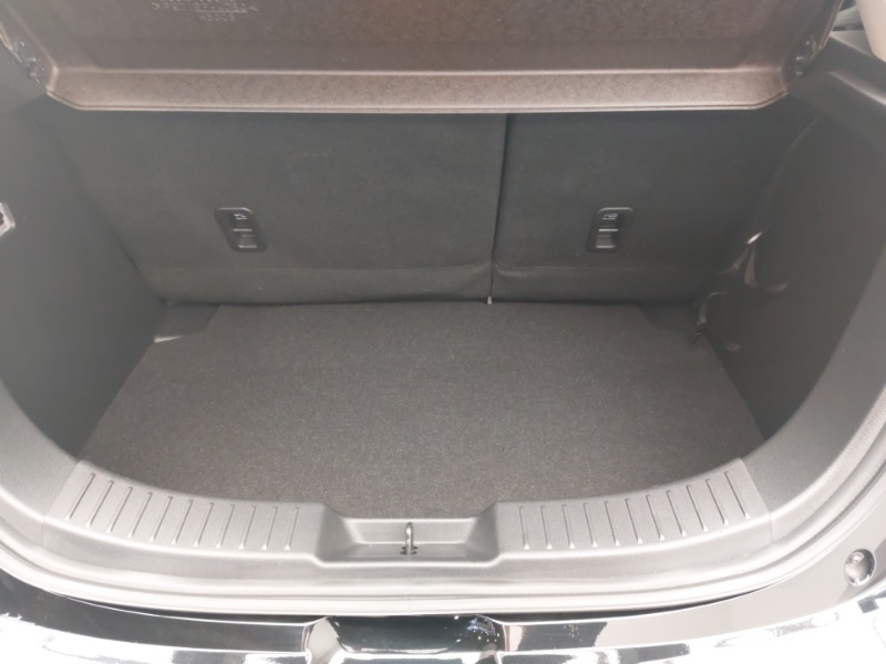 Used Mazda Mazda2 2023 for sale - 76108148: Photo 8