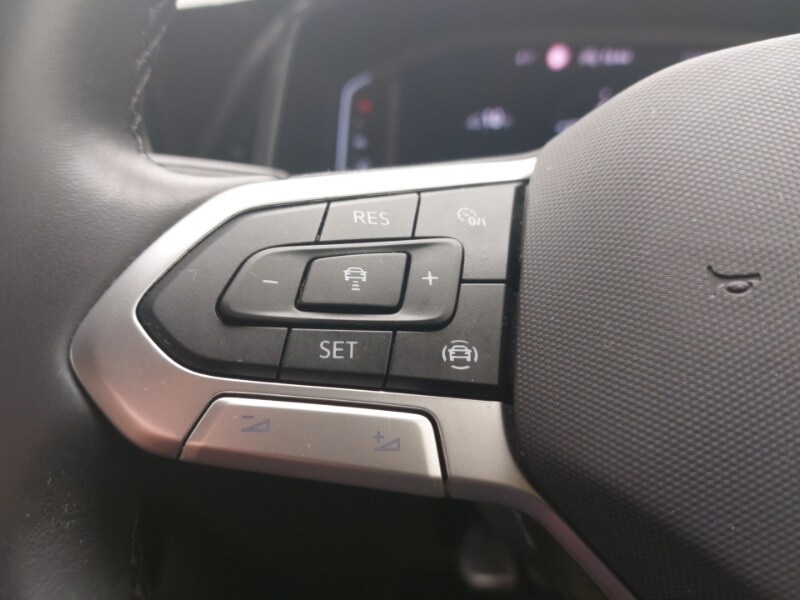 Used Volkswagen T-Roc 2023 for sale - 76556505: Photo 13