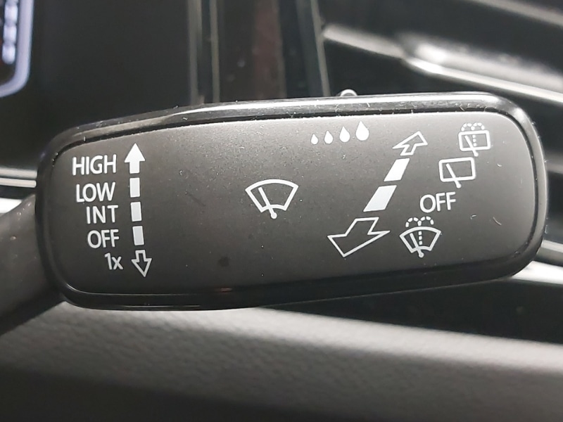 Used Volkswagen T-Roc 2023 for sale - 76556505: Photo 16